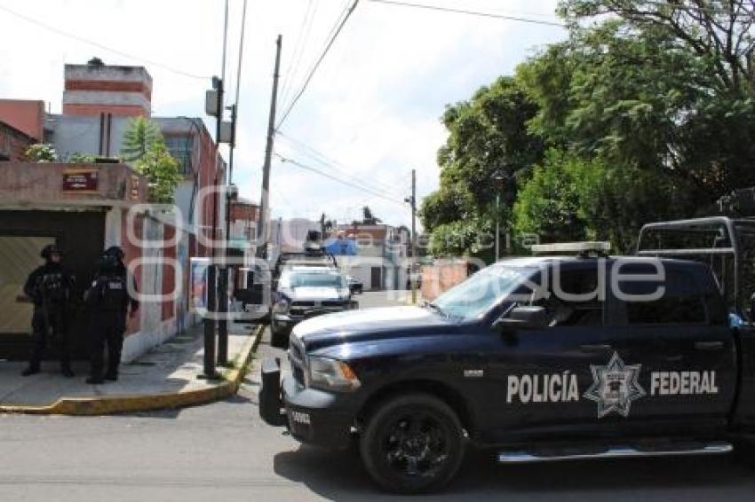 POLICÍA FEDERAL . CATEO