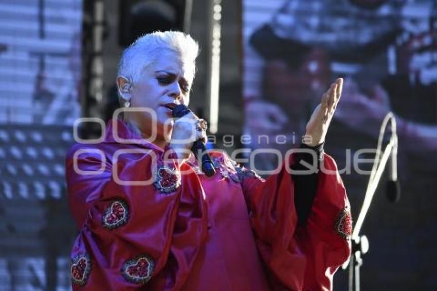 CONCIERTO . EUGENIA LEÓN