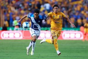 FÚTBOL . TIGRES VS CLUB PUEBLA