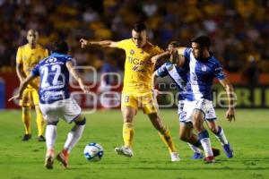 FÚTBOL . TIGRES VS CLUB PUEBLA