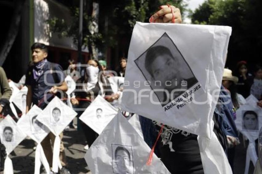 BUAP . MANIFESTACIÓN AYOTZINAPA