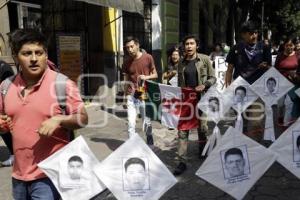 BUAP . MANIFESTACIÓN AYOTZINAPA