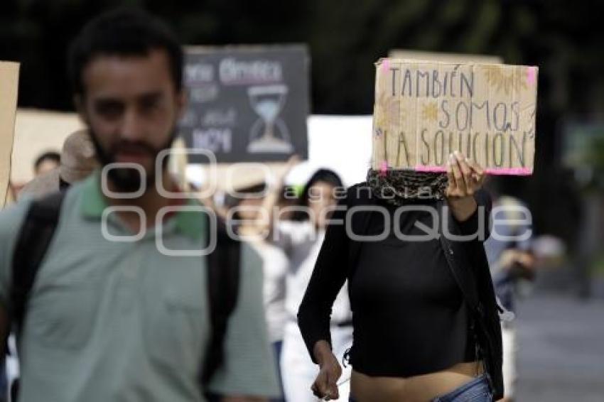 MANIFESTACIÓN CALENTAMIENTO GLOBAL