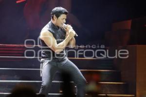 CONCIERTO . CHAYANNE