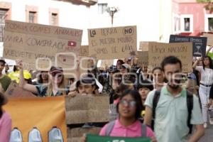 MANIFESTACIÓN CALENTAMIENTO GLOBAL