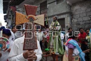 FERIA DE CUETZALAN . REINA DEL HUIPIL