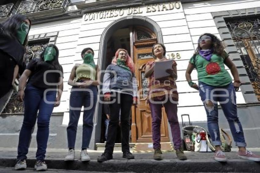 ENTREGA INICIATIVA DESPENALIZACIÓN ABORTO