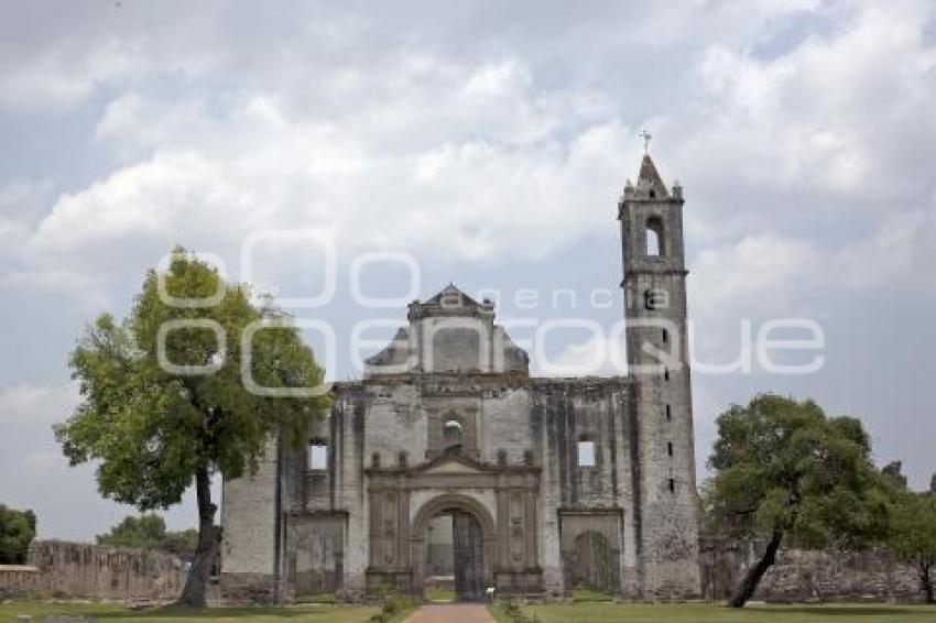 EX CONVENTO SANTIAGO . TECALI