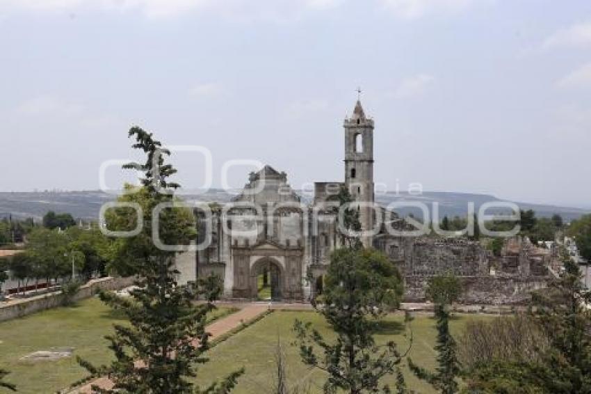 EX CONVENTO SANTIAGO . TECALI