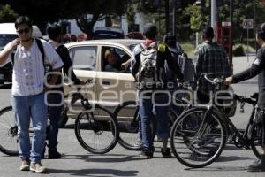 MANIFESTACIÓN ALZA DEL PASAJE