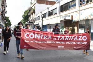 MANIFESTACIÓN ALZA DEL PASAJE