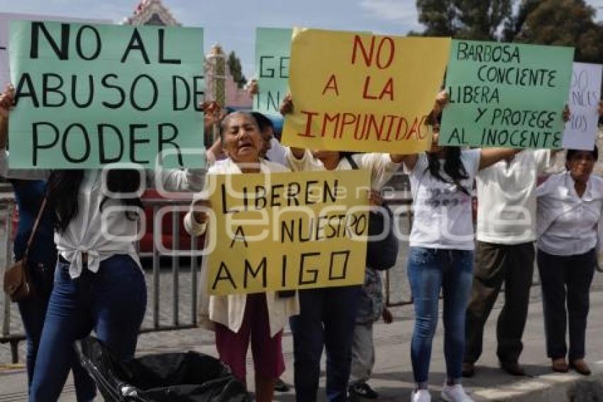 MANIFESTACIÓN CASA AGUAYO