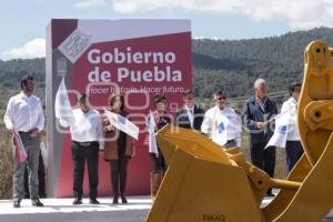 BANDERAZO AUTOPISTA CUAPIAXTLA - CUACNOPALAN