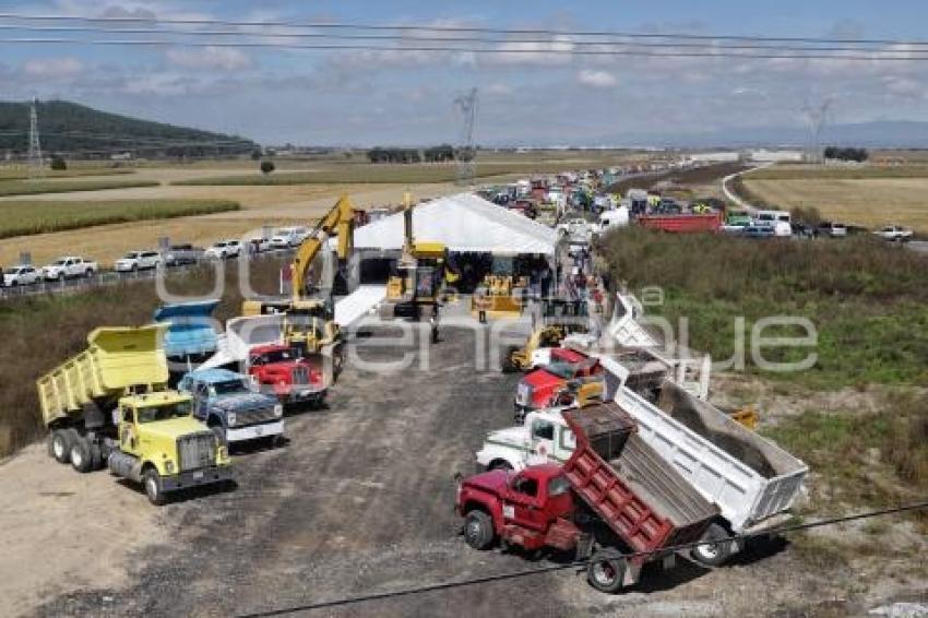 BANDERAZO AUTOPISTA CUAPIAXTLA - CUACNOPALAN