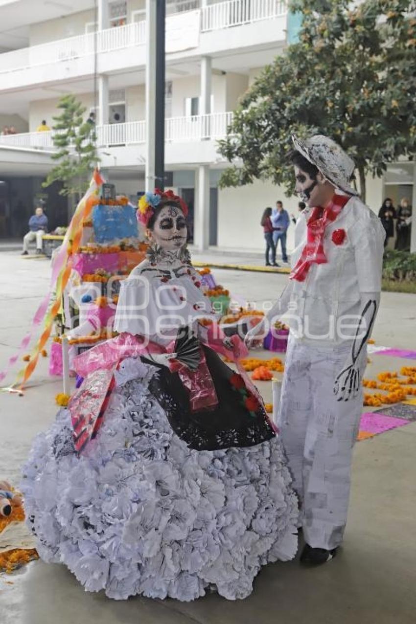 CONCURSO DE OFRENDAS . RECICLAJE