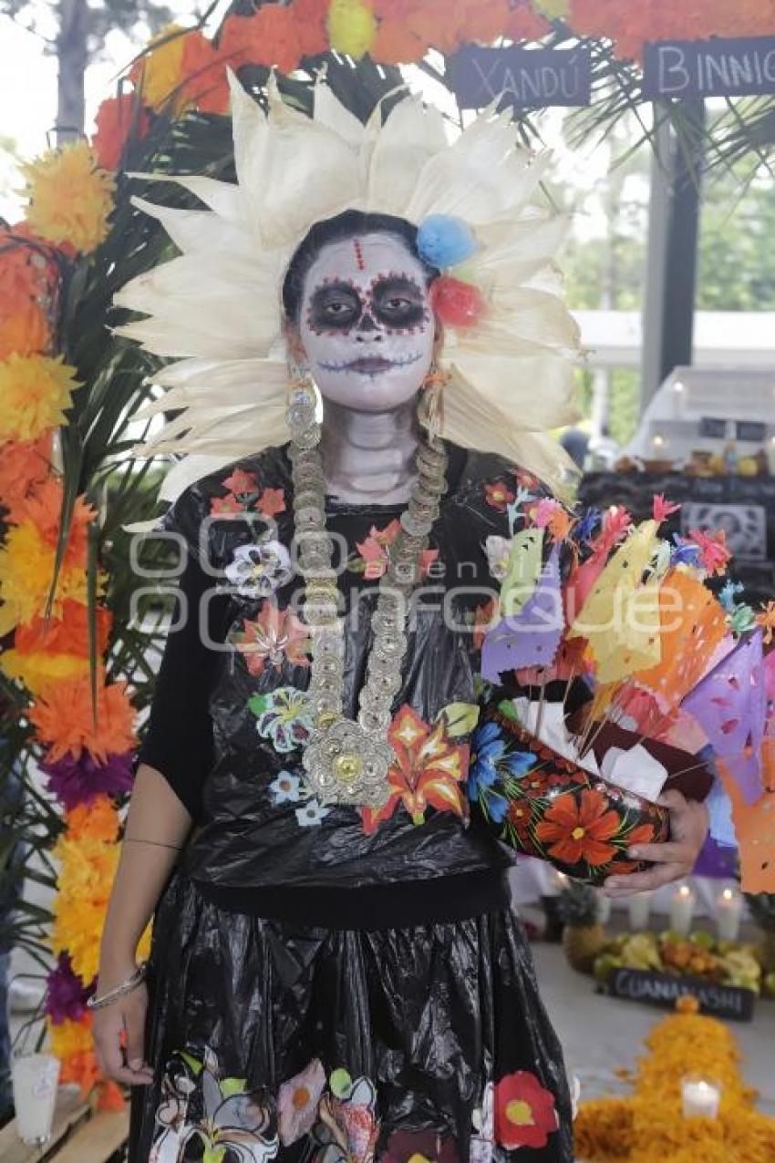 CONCURSO DE OFRENDAS . RECICLAJE