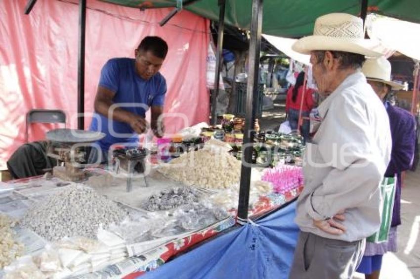 ACATLÁN . VENTA TEMPORADA DE MUERTOS