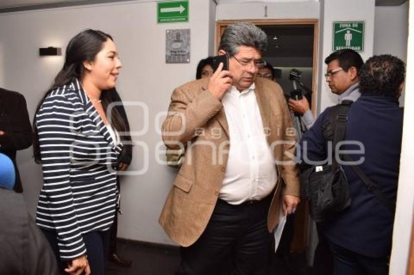 CONGRESO . CANCELACIÓN COMISIÓN