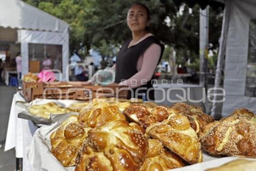 FERIA DE LA HOJALDRA