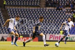 FÚTBOL . CLUB PUEBLA VS PUMAS