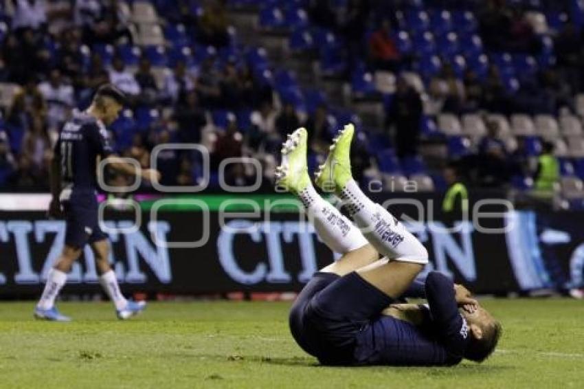 FÚTBOL . CLUB PUEBLA VS PUMAS