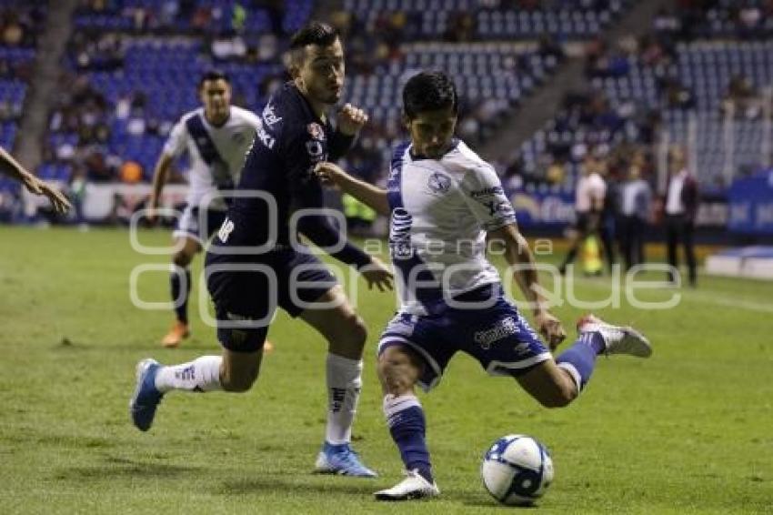 FÚTBOL . CLUB PUEBLA VS PUMAS