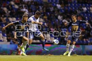 FÚTBOL . CLUB PUEBLA VS PUMAS