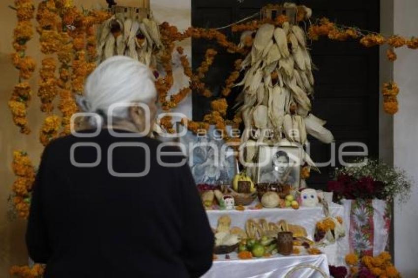 OFRENDAS CASA DE LA CULTURA