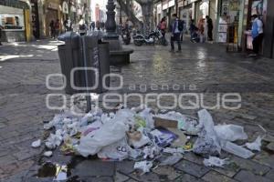 BASURA . CENTRO HISTÓRICO