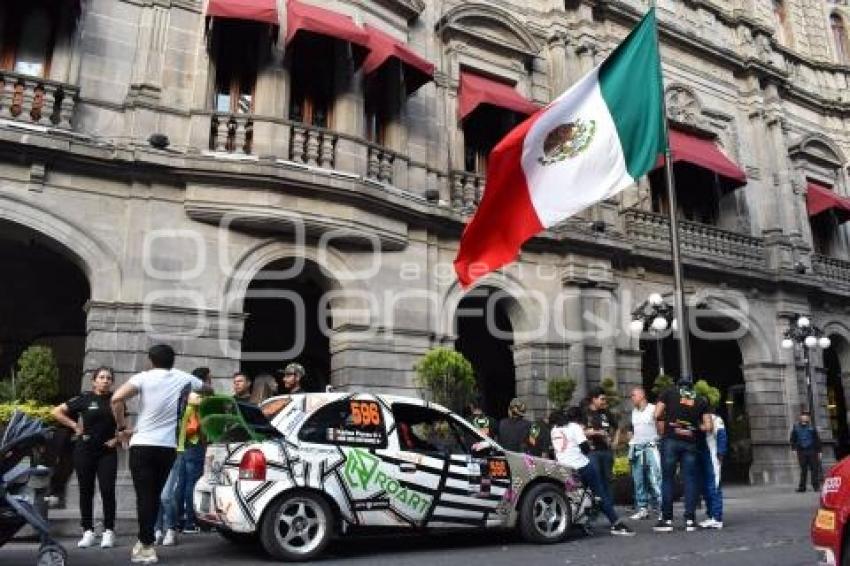 RALLY SIERRA BRAVA . EXHIBICIÓN ZÓCALO