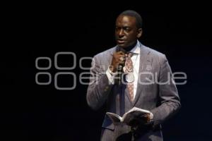 CIUDAD DE LAS IDEAS . YUSEF SALAAM