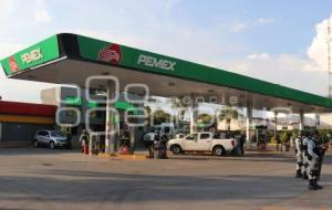 OPERATIVO GASOLINERA PEMEX