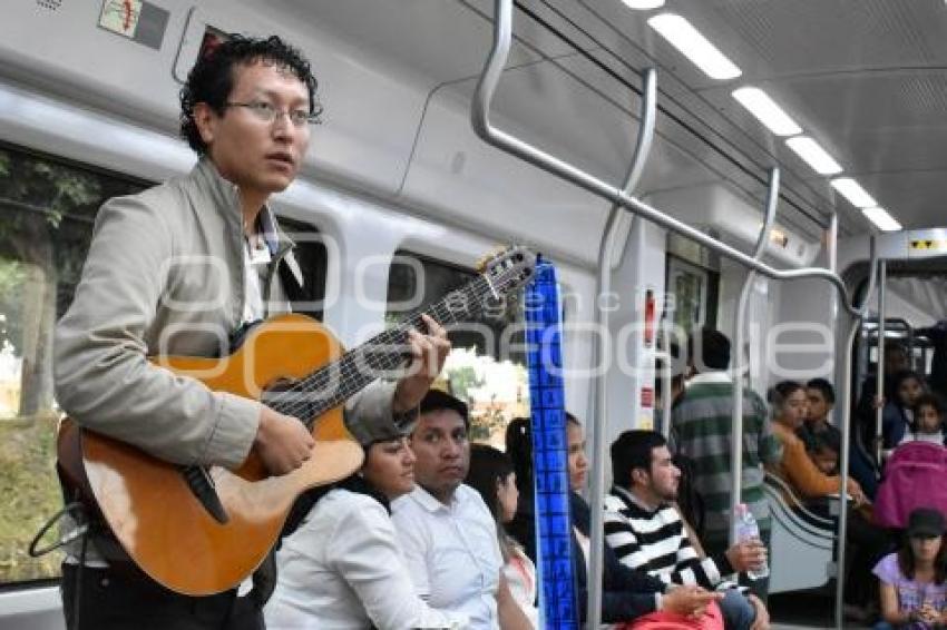 DÚO STACCATOS . TREN TURÍSTICO