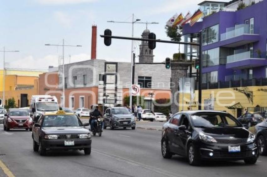 TRÁFICO VEHICULAR