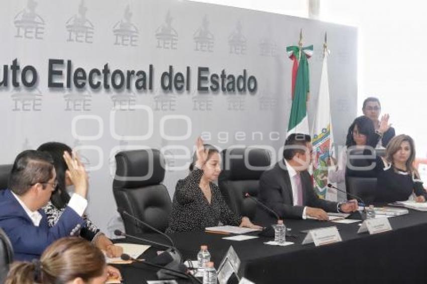 SESIÓN IEE