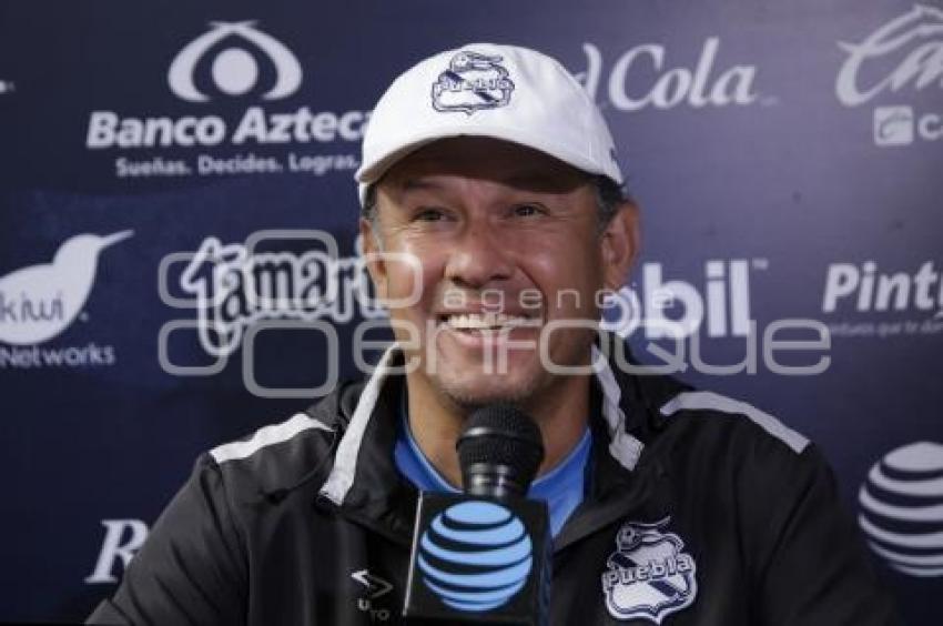 CLUB PUEBLA . JUAN REYNOSO