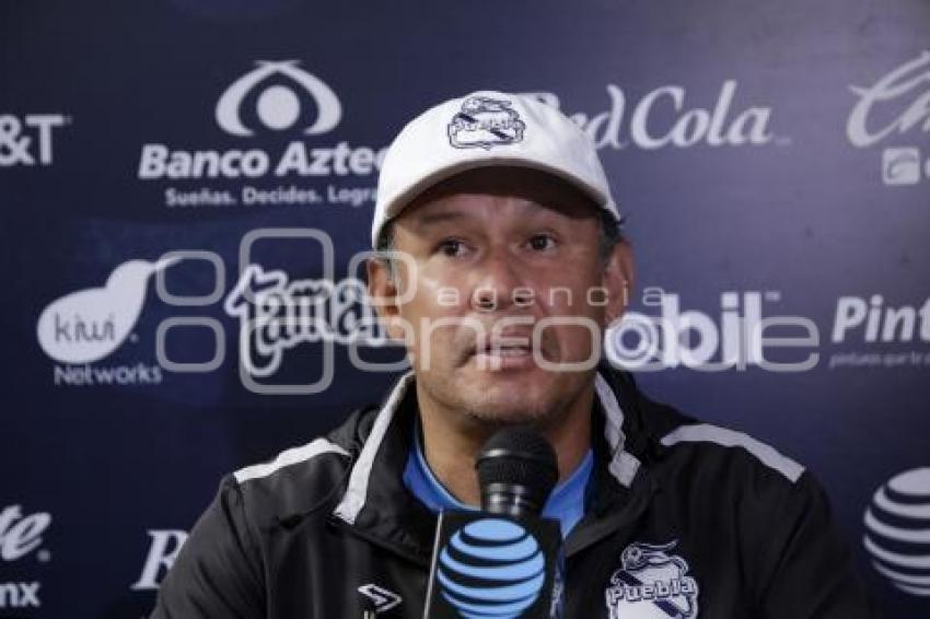 CLUB PUEBLA . JUAN REYNOSO