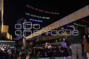 BUAP . ENCENDIDO ÁRBOL NAVIDEÑO