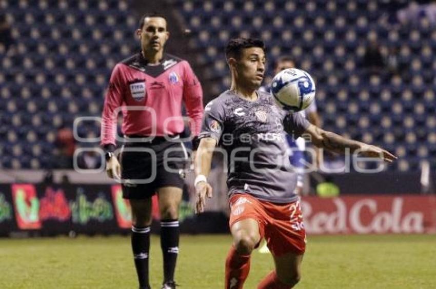 FÚTBOL . CLUB PUEBLA VS NECAXA