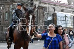 POLICIA MONTADA