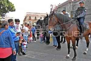 POLICIA MONTADA