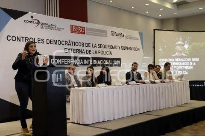 CONFERENCIA SEGURIDAD Y SUPERVISIÓN EXTERNA DE LA POLICÍA