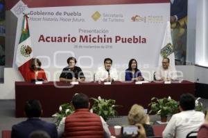 PRESENTACIÓN ACUARIO MICHIN