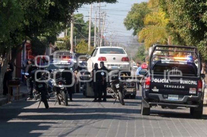 TEHUACÁN . ASALTO OXXO