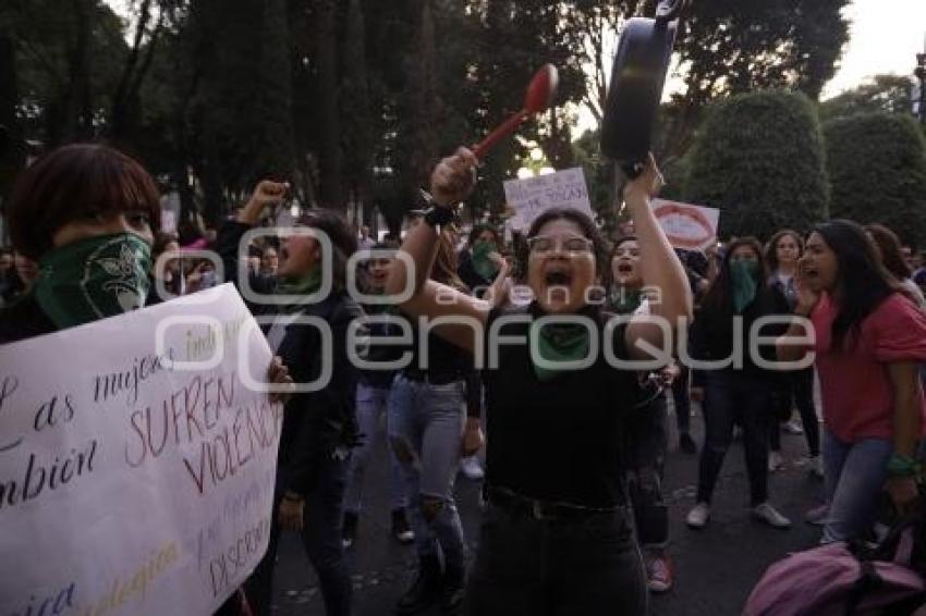 PERFORMANCE FEMINISTAS