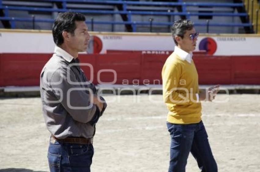 TOROS . CONVIVENCIA MATADORES