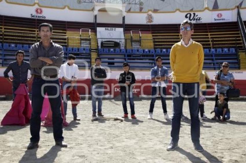 TOROS . CONVIVENCIA MATADORES