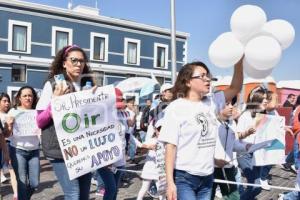 MANIFESTACIÓN . DISCAPACIDAD AUDITIVA