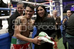 BOX . EMANUEL NAVARRETE VS FRANCISCO HORTA