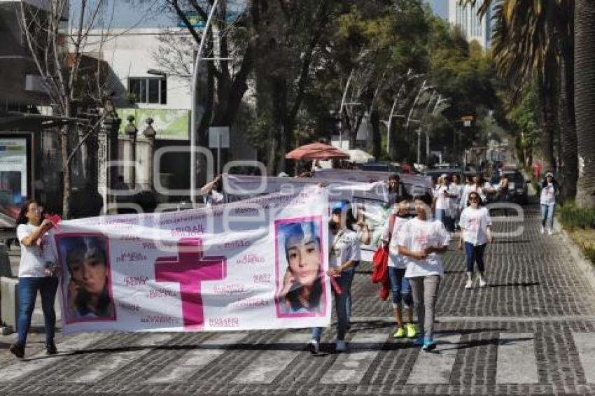 MANIFESTACIÓN FEMINICIDIOS